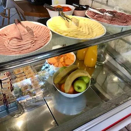 Alojamento de Acomodação e Pequeno-almoço Chamberlain Milna (Hvar)