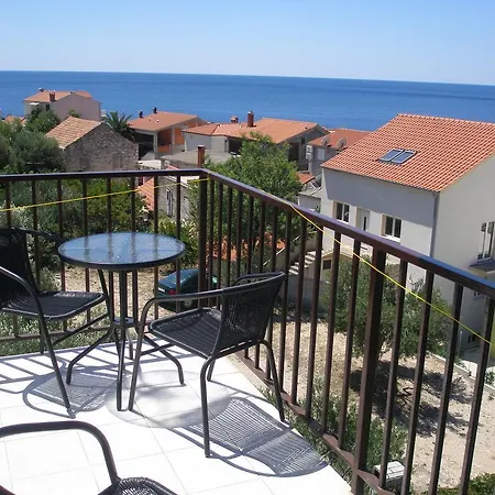 Alojamento de Acomodação e Pequeno-almoço Chamberlain Milna (Hvar)