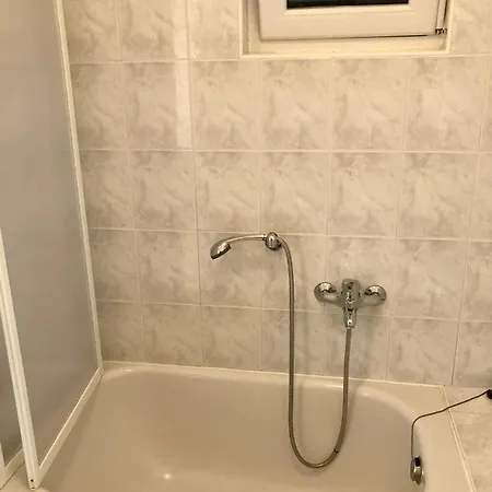 Chamberlain Milna (Hvar)