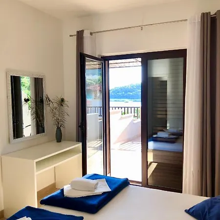 Chamberlain 3* Milna (Hvar)