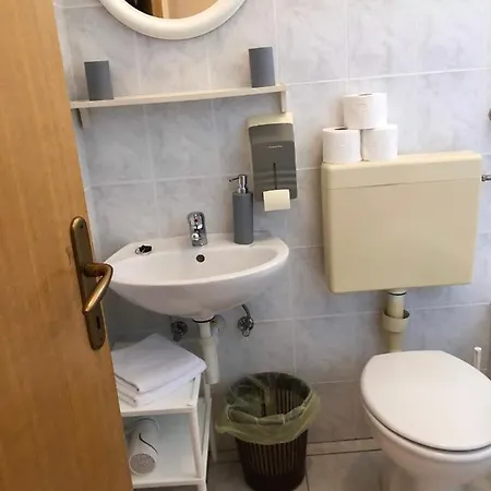 Chamberlain Nocleg ze śniadaniem 3*