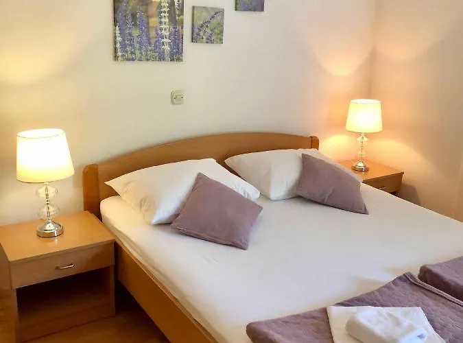 Bed and Breakfast Chamberlain 3*